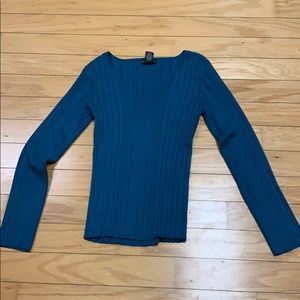 🦋4 for $15🦋 
Teal Sweater size M